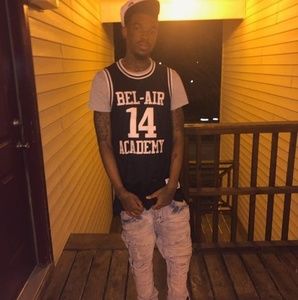 Meet your Posher, Devontae